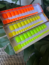 Load image into Gallery viewer, LONG SHARP SQUARE GEL PRESS ON TOES